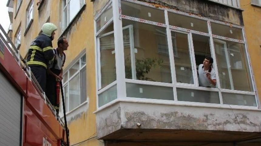 Komsuların Dikkati Faciayı &Ouml;nledi