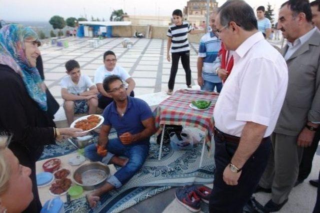 Vali Tapsız, Beşir Derneği’nin İftar Yemeğine Katıldı