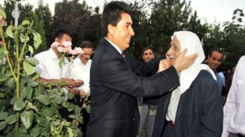 Vali Cengiz, Şehit Yakınları Ile Gazilerle Iftarda Bir Araya Geldi