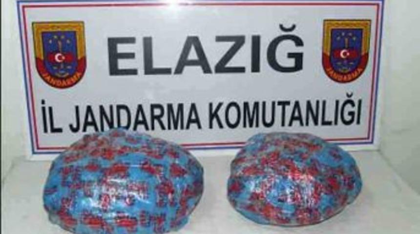 Elazığ'da 4 Kilogram Esrar Ele Ge&ccedil;irildi
