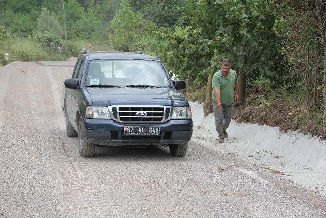 Çamlıbel Köyünde Asfalt Çalışması