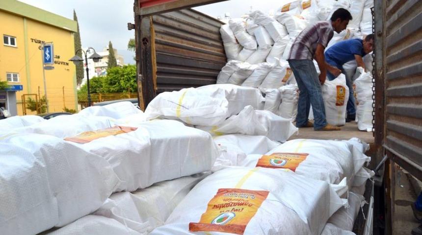 İskenderun Belediyesi Ramazan Ayında Muhta&ccedil;ları G&ouml;zetiyor