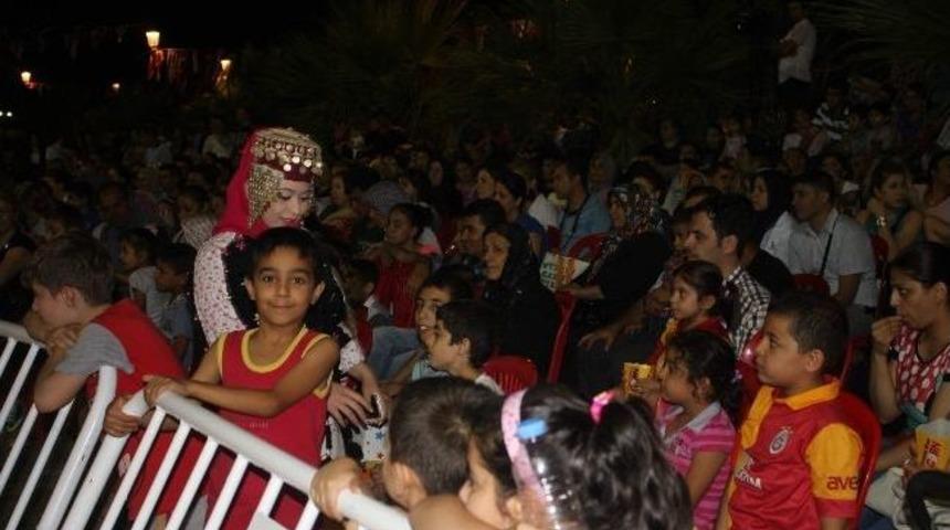 B&uuml;y&uuml;kşehir Belediyesi 10&rsquo;uncu Ramazan Şenlikleri İlgi G&ouml;r&uuml;yor