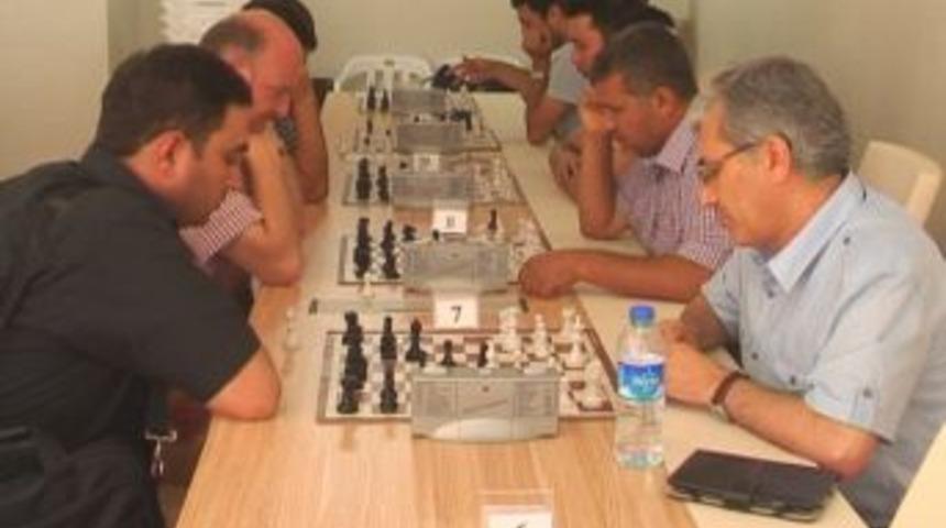 Gayeder, Gen&ccedil;lik Ve Spor Kul&uuml;b&uuml; Kurdu