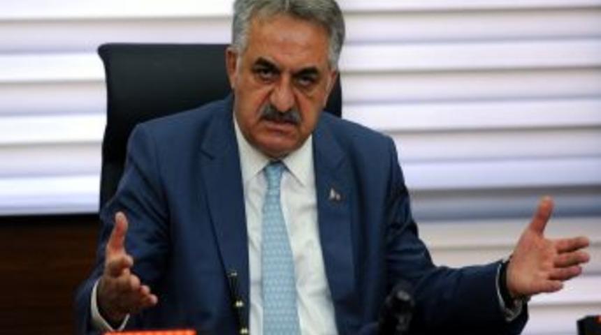 Bakan Yazıcı: Başbakan, Kredi Kartını Bilin&ccedil;li Kullanma &Ccedil;ağrısı Yaptı