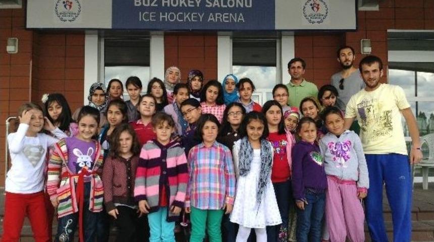 Hem Kur&rsquo;an Hem Buz Pateni &Ouml;ğreniyorlar