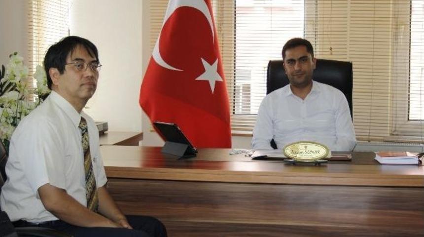 Japonya B&uuml;y&uuml;kel&ccedil;iliği Başkatibi Furukawa&rsquo;dan Ak Parti&rsquo;ye Ziyaret