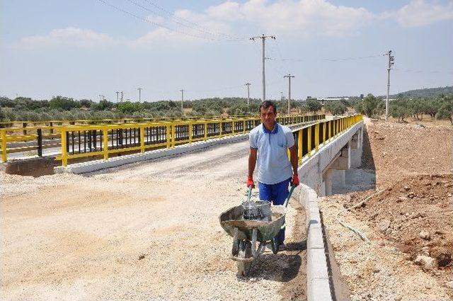 Torbalı'da Karakuyu Köprüsü Tamamlandı