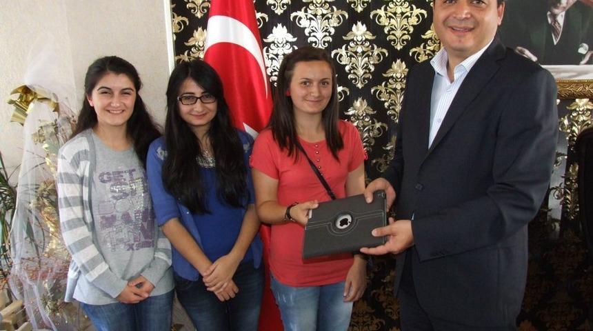 Kaymakam K&ouml;kl&uuml;'den LYS Birincilerine &Ouml;d&uuml;l