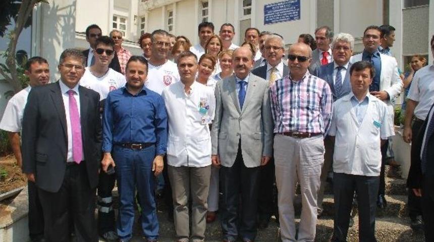 Bakan M&uuml;ezzinoğlu: "doktor Ve Hemşirelere Kendi Evladımız Gibi Sahip &Ccedil;ıkmamız Gerekir"