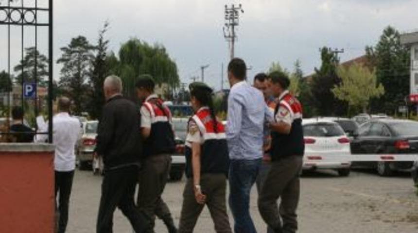 D&uuml;zce&rsquo;de Uyuşturucu Operasyonunda 3 Kişi Yakalandı