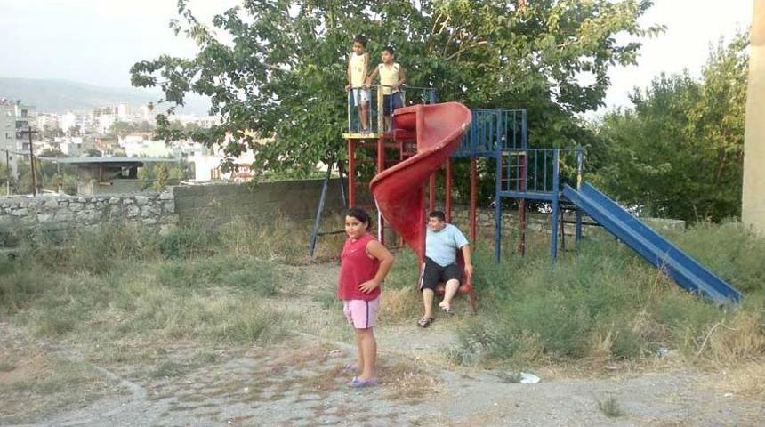 Silifke&rsquo;deki &Ccedil;ocuk Parkı Bakım Bekliyor