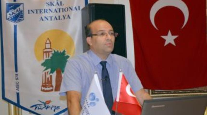 Prof. Aksu: Antalya&rsquo;da Kruvaziyer Turizmi Geliştirilmeli