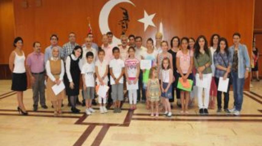 &Ccedil;ocuklar &Uuml;niversitede Eğlenerek İngilizce &Ouml;ğrendi