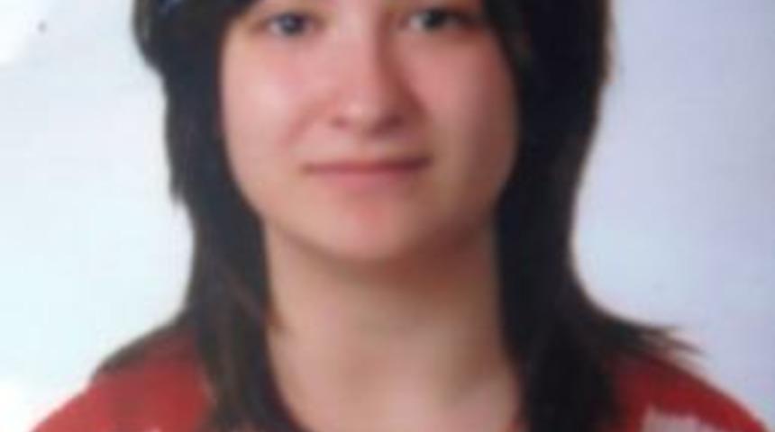 Lise &Ouml;ğrencisinden 1 Aydır Haber Alınamıyor