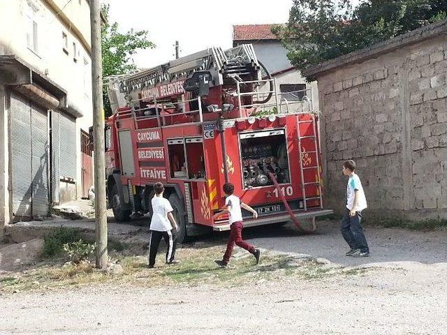 Çaycuma’da Maddi Hasarlı Yangın