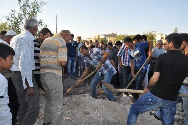 Hollanda’da Öldürülen Kick Bokscu Midyat'ta Toprağa Verildi