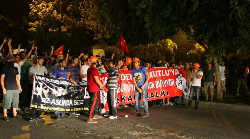 Adana'da 'Gezi' Eylemlerinde Gerginlik Yaşandı