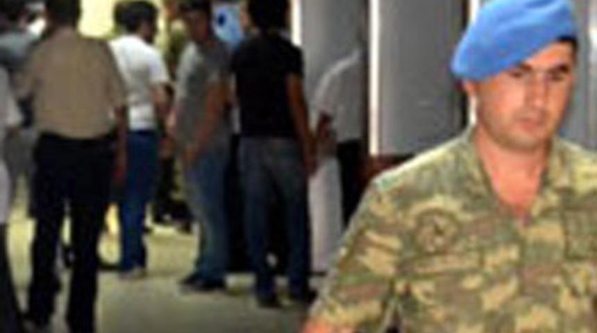 Jandarma er intihar etti