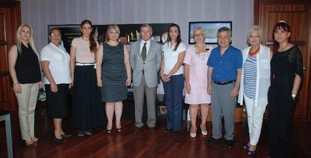 Katlav: "ihracatta Adana &Ccedil;ağ Atlamalı" 1