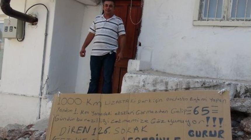 Fethiye Belediyesine Afişli Protesto