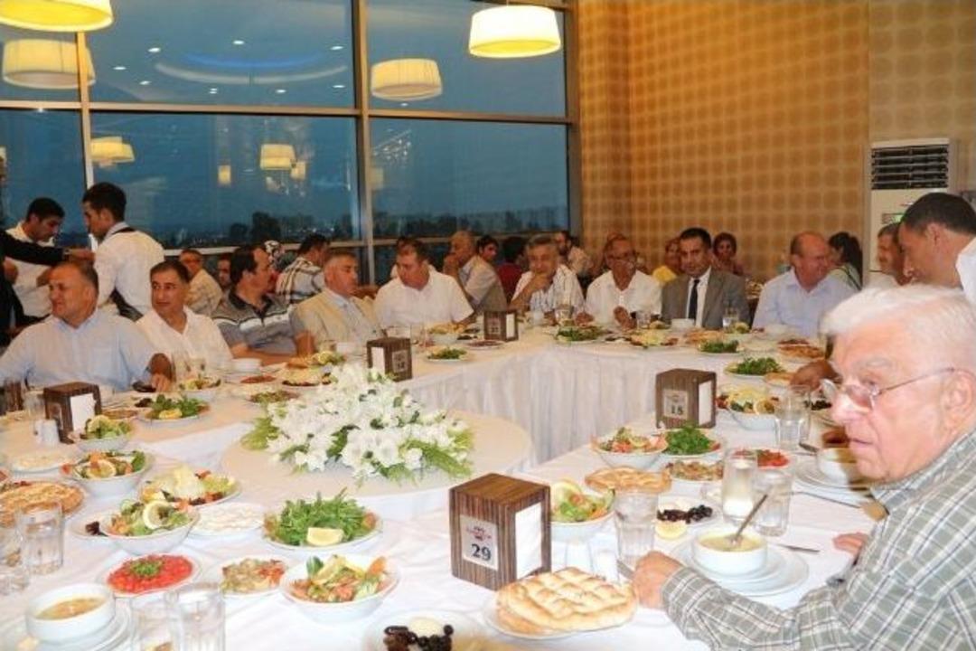 Adana Protokol&uuml; Ve Basın Mensupları Geleneksel Optimum İftarında Buluştu