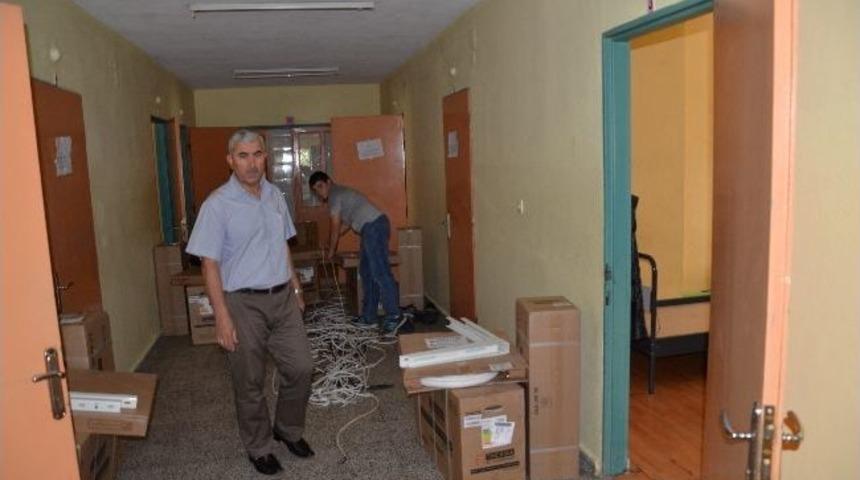 İsmet Atlı Güreş Eğitim Merkezinin Klimaları Yenileniyor