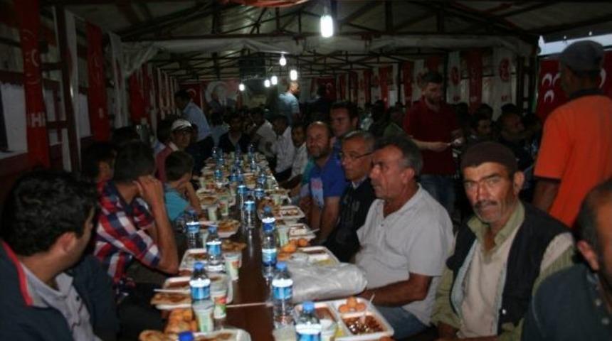 Mhp Genel Başkan Yardımcısı Atilla Kaya, Kars&rsquo;ta Vatandaşlarla İftarda Bir Araya Geldi