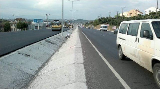 Rapor Alamayan Mudanya Yolu Yeniden Asfaltlanıyor