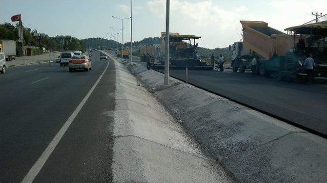 Rapor Alamayan Mudanya Yolu Yeniden Asfaltlanıyor