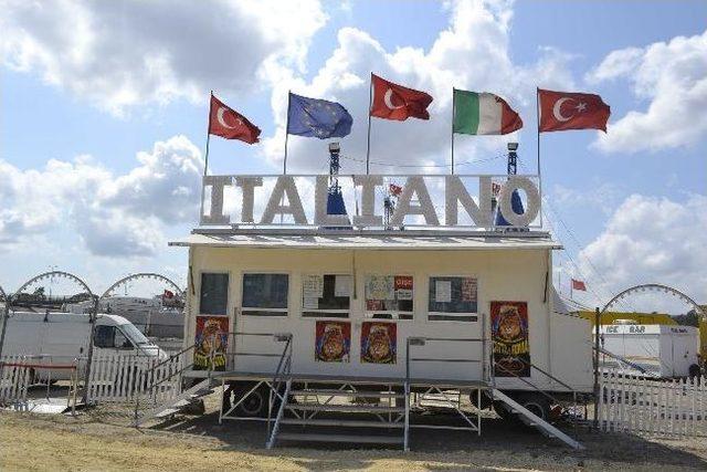 Circo İtaliano Sirki Bug&uuml;n A&ccedil;ılıyor 3