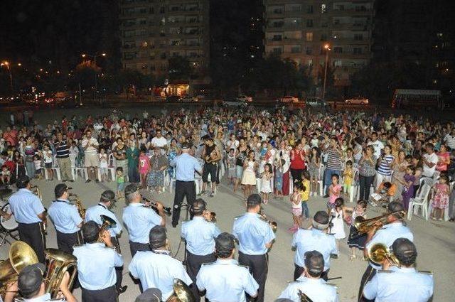 Sanat Tırı Toros Mahallesi’nde