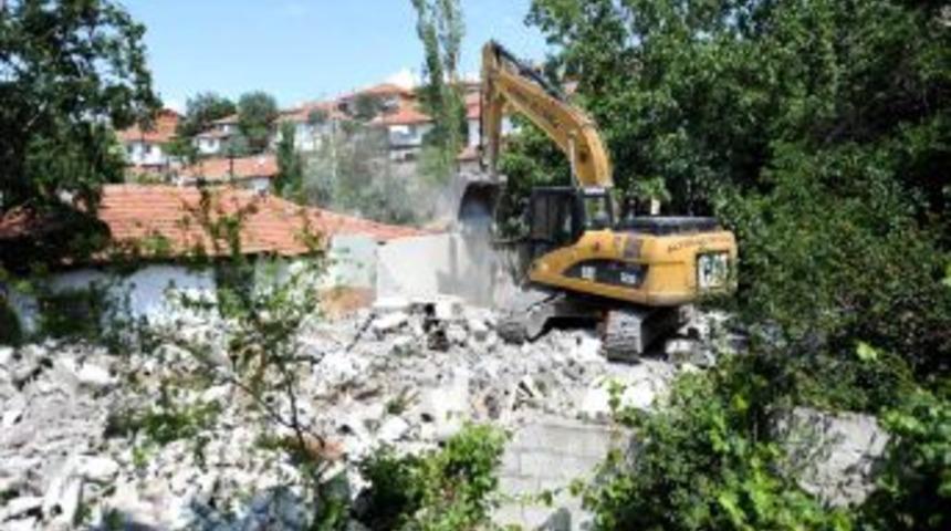 Altındağ&rsquo;da 25 Bin Gecekondu Yıkıldı