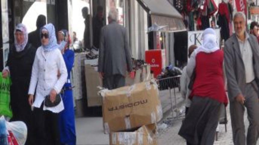 Başkan Arslan'dan Esnaflara: Kaldırım Işgali Sorumsuzluk Ve Vebaldir