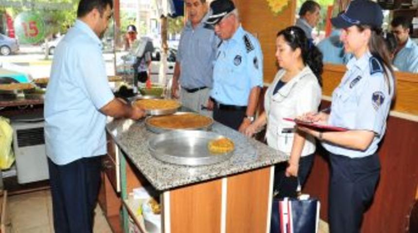 Şahinbey'de Zabıta Ekipleri Ramazan'da 2 Bin 725 Iş Yerini Denetledi