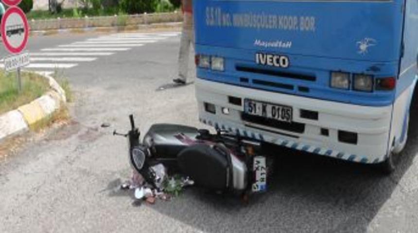 Bor'da Kaza: 1 &Ouml;l&uuml;