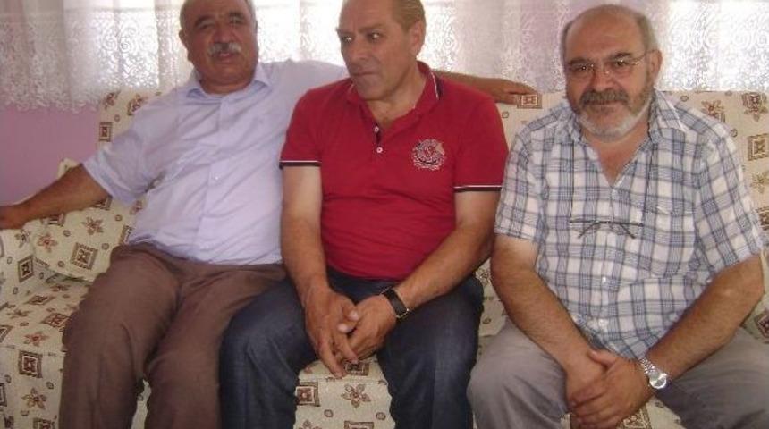 G&ouml;ksal Kaya, &Ouml;ğretmenini Doğanşehir&rsquo;de Buldu