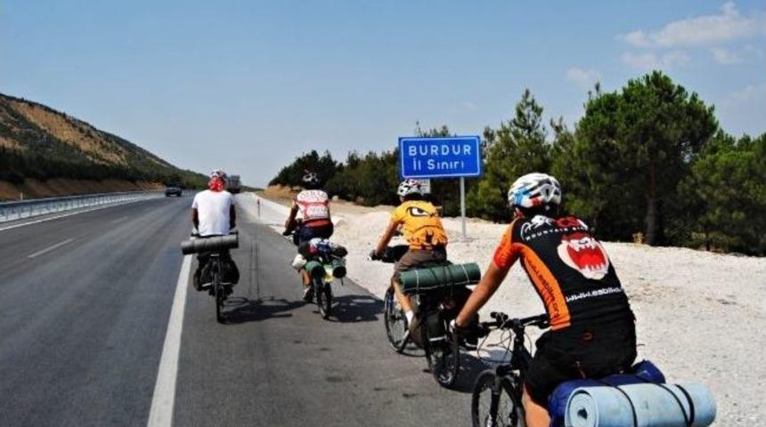 Eskişehirli Bisiklet&ccedil;iler Yollarda