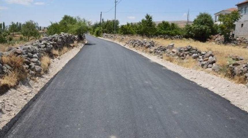 Kocasinan G&uuml;neşli'de Yolları Asfaltladı