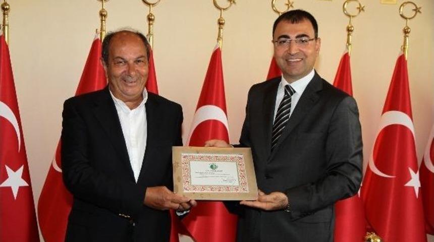 İzmir Bir Eğitim Yuvasına Daha Kavuşuyor