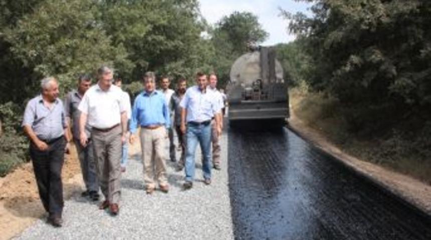 Yenişehir'de K&ouml;y Bağlantı Yolları Asfaltlanıyor