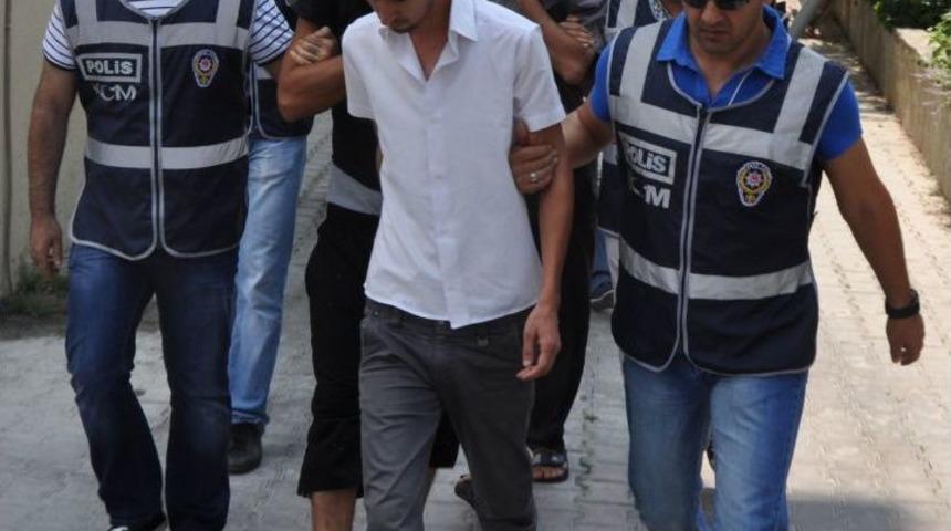 Alanya'da Sokak Aralarında Uyuşturucu Satanlara Darbe