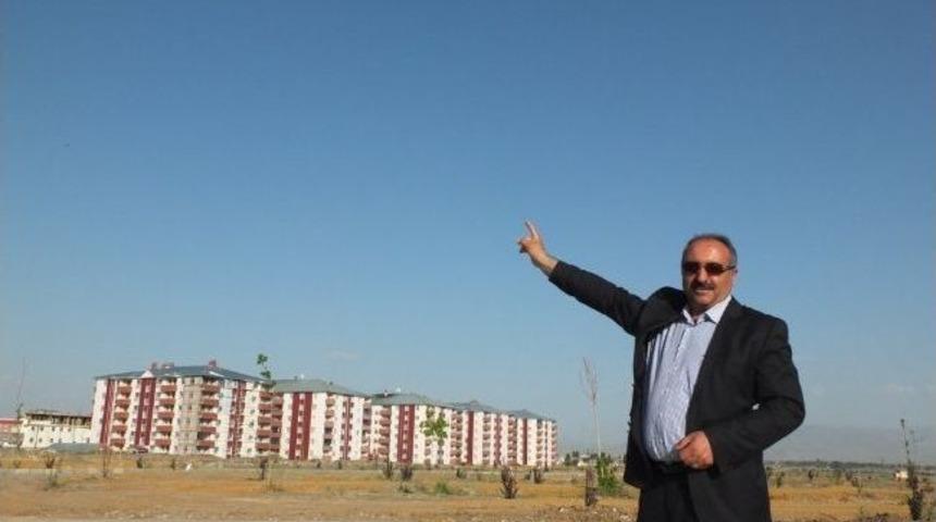 Ağrı Belediyesi Kentin Haritasını &Ccedil;ıkartıyor