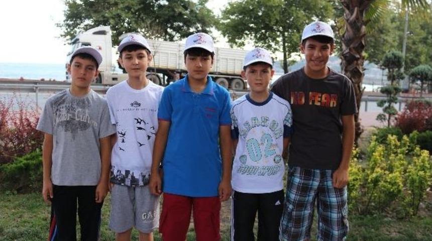 Kızılay, &Ouml;ğrencileri Doğa Kampına G&ouml;nderdi