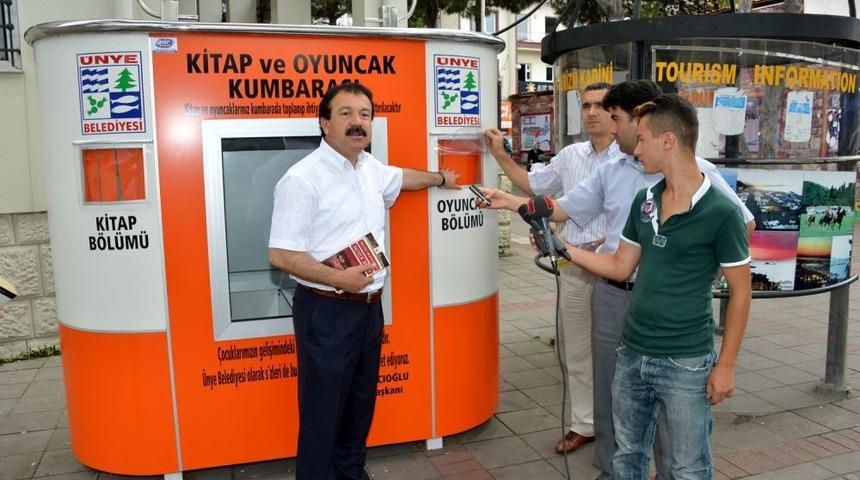 &Uuml;nye&rsquo;de Kitap Ve Oyuncak Kumbarası Kuruldu