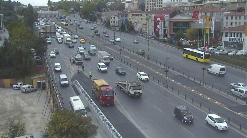 Hali&ccedil; K&ouml;pr&uuml;s&uuml;'nde 3 Şeride D&uuml;şen Yol 5 Şeride &Ccedil;ıkartıldı