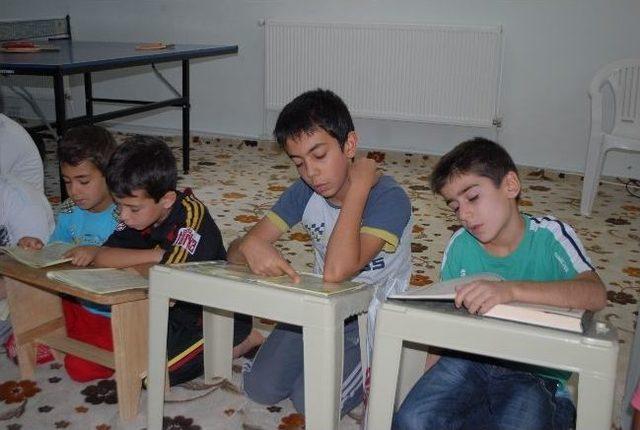 (&ouml;zel Haber) Camiler &Ccedil;ocuklarla Cıvıl Cıvıl 1