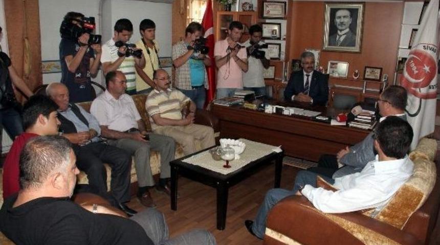 Ak Parti Milletvekili Hilmi Bilgin, Şehit Ailelerini Ziyaret Etti