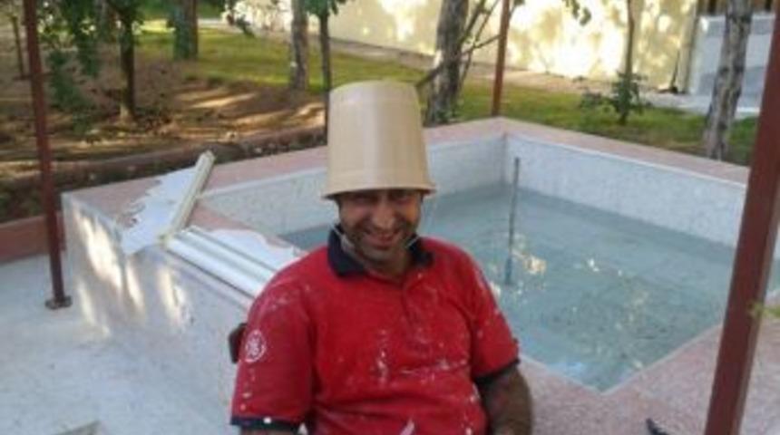 Sıcaktan Bunalan Vatandaştan Pratik &Ccedil;&ouml;z&uuml;mler