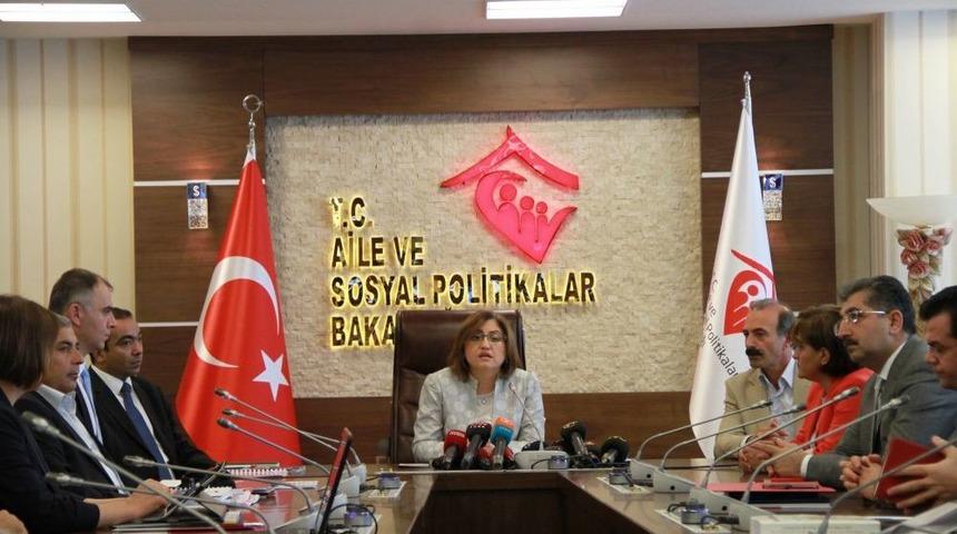 &Ccedil;ocuk Istismarına Y&uuml;ksek Ceza Getiren Yasa Ekimde &Ccedil;ıkarılacak